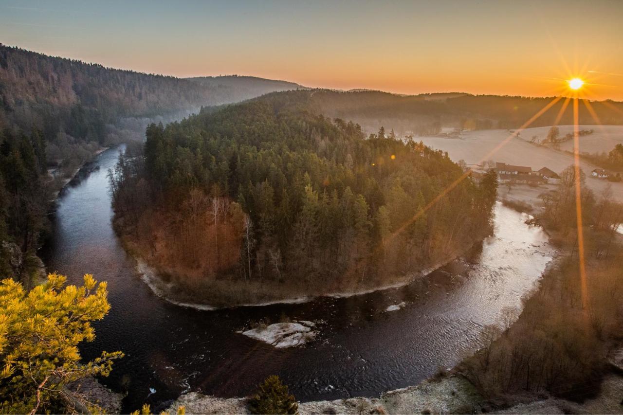 Hostinec Na Letne - Penzion Zlata Koruna Экстерьер фото